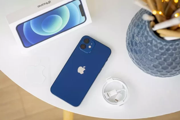 Apple iPhone 12